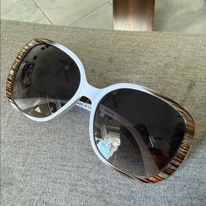 🕶️ Oversized White & Gold Scroll Detail Sunglasses